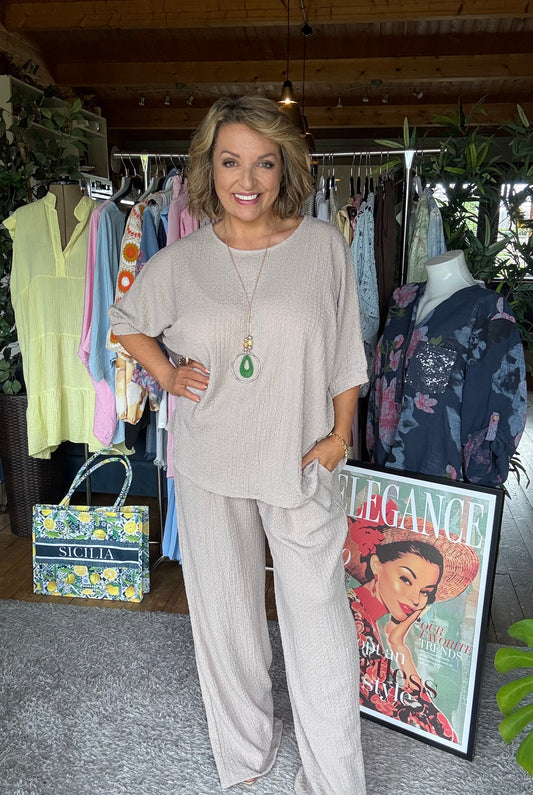 Angela Set with Necklace