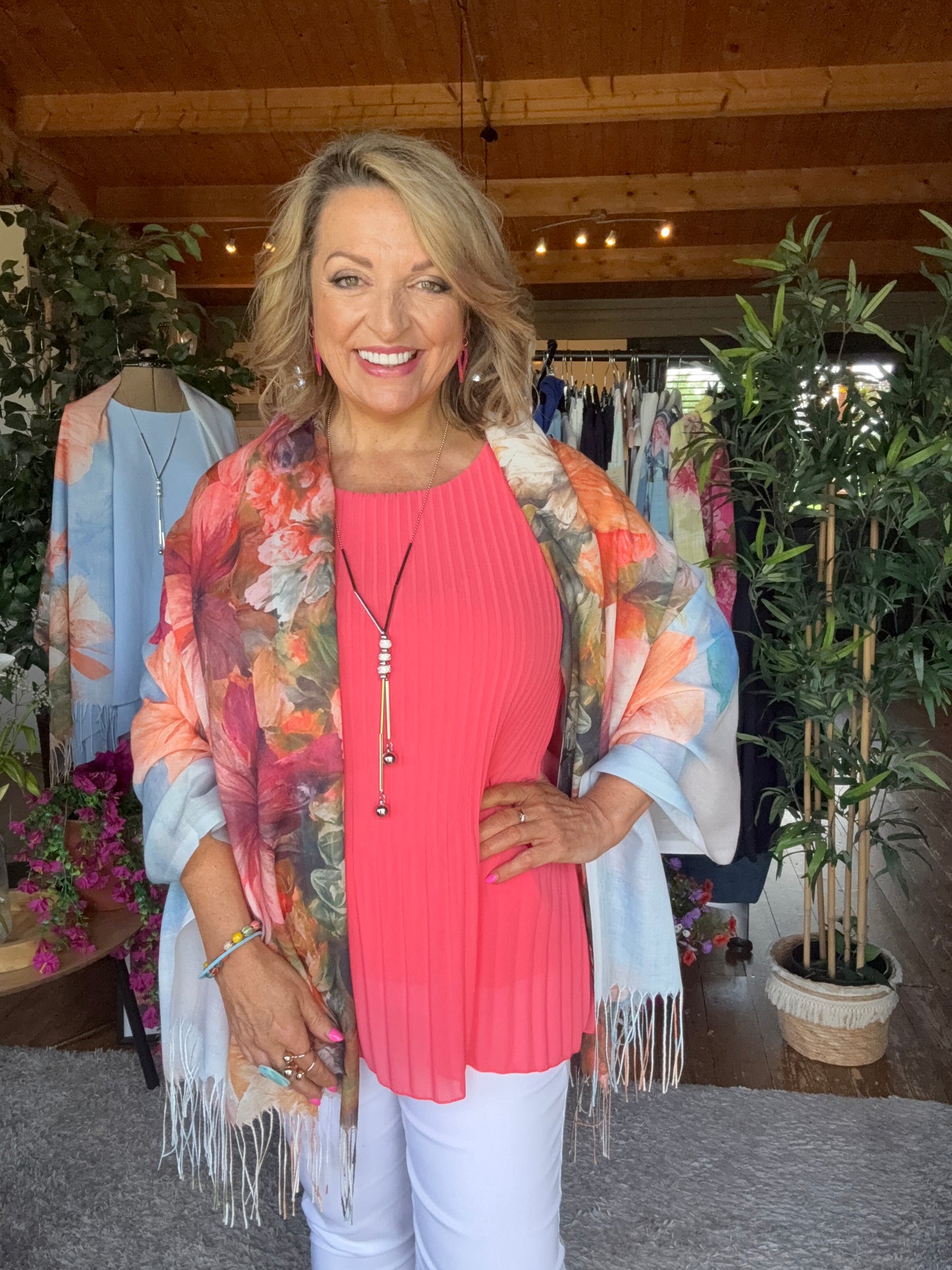 Carina Top with Necklace