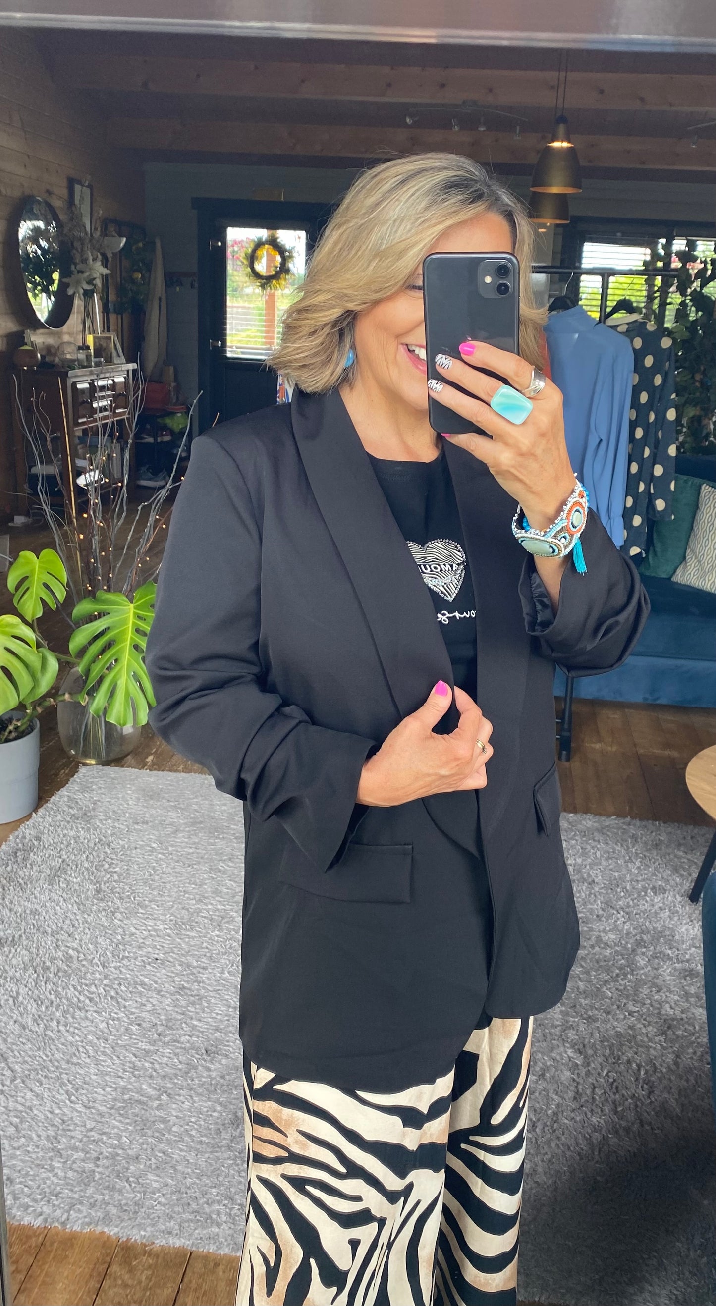 Black Lined Ruched Sleeve Blazer