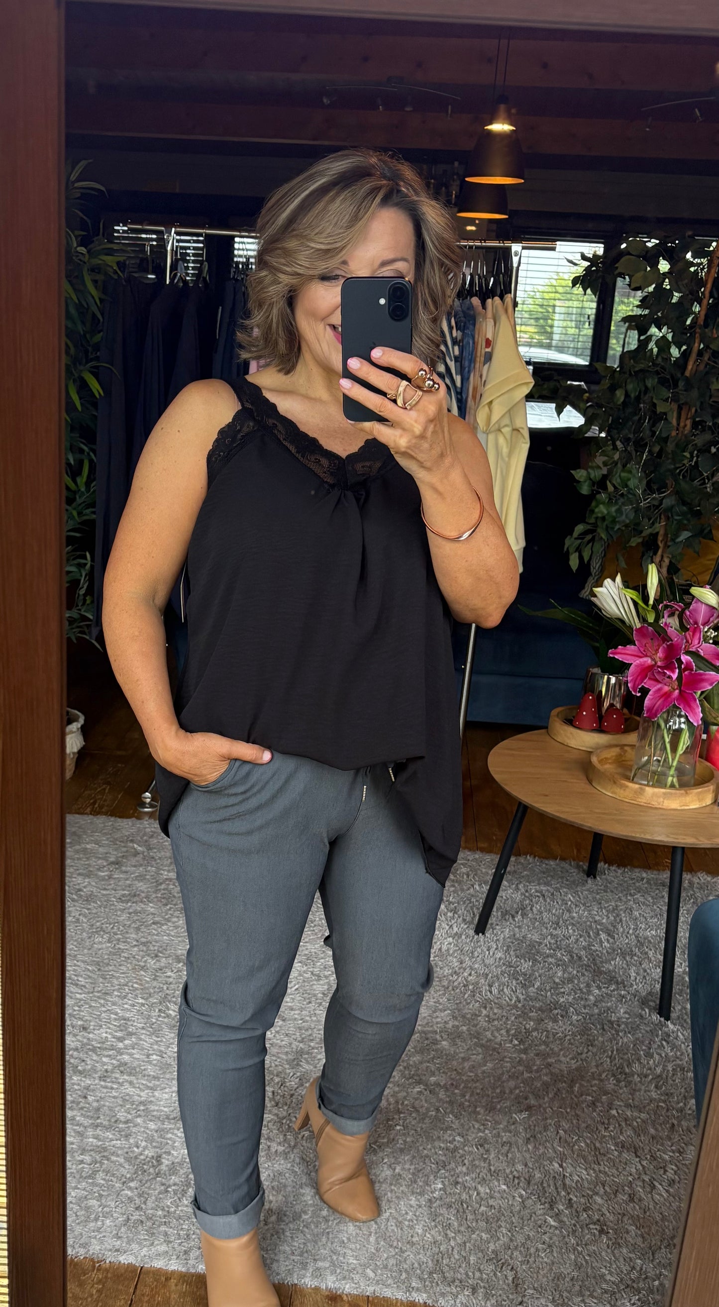 Magic Trousers in sizes 16 & 18