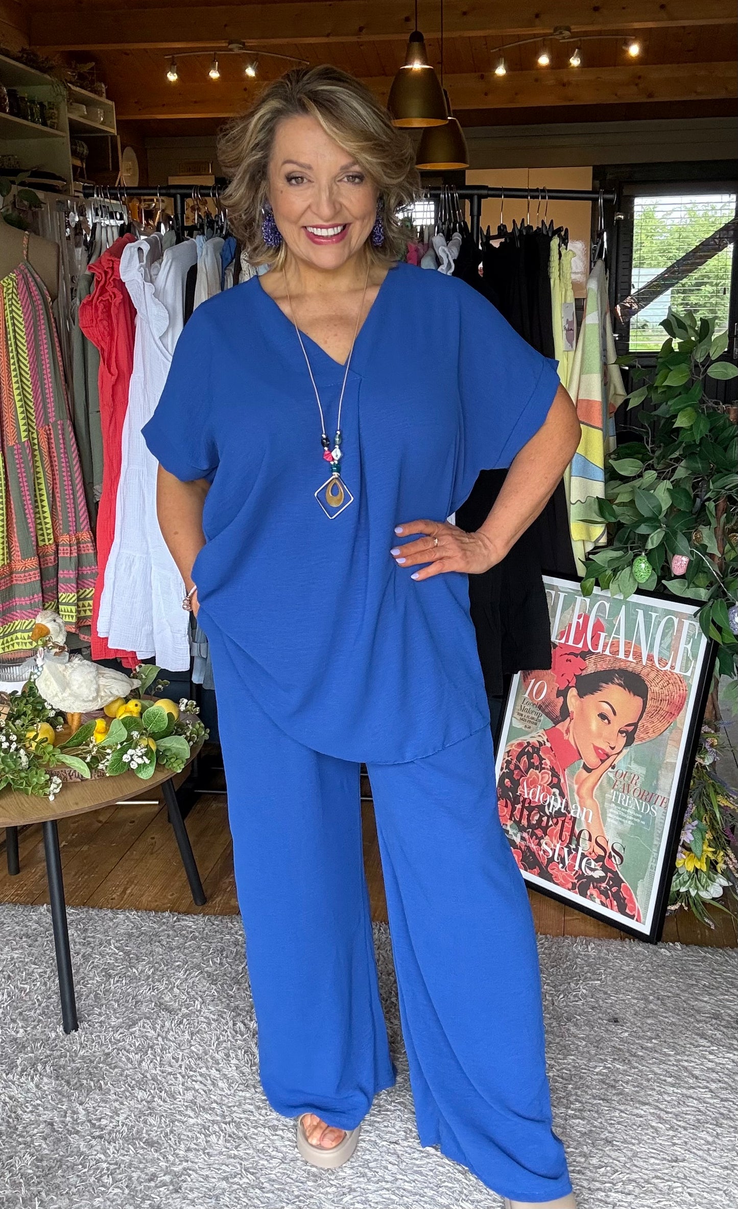 Donna Two-Piece with Necklace