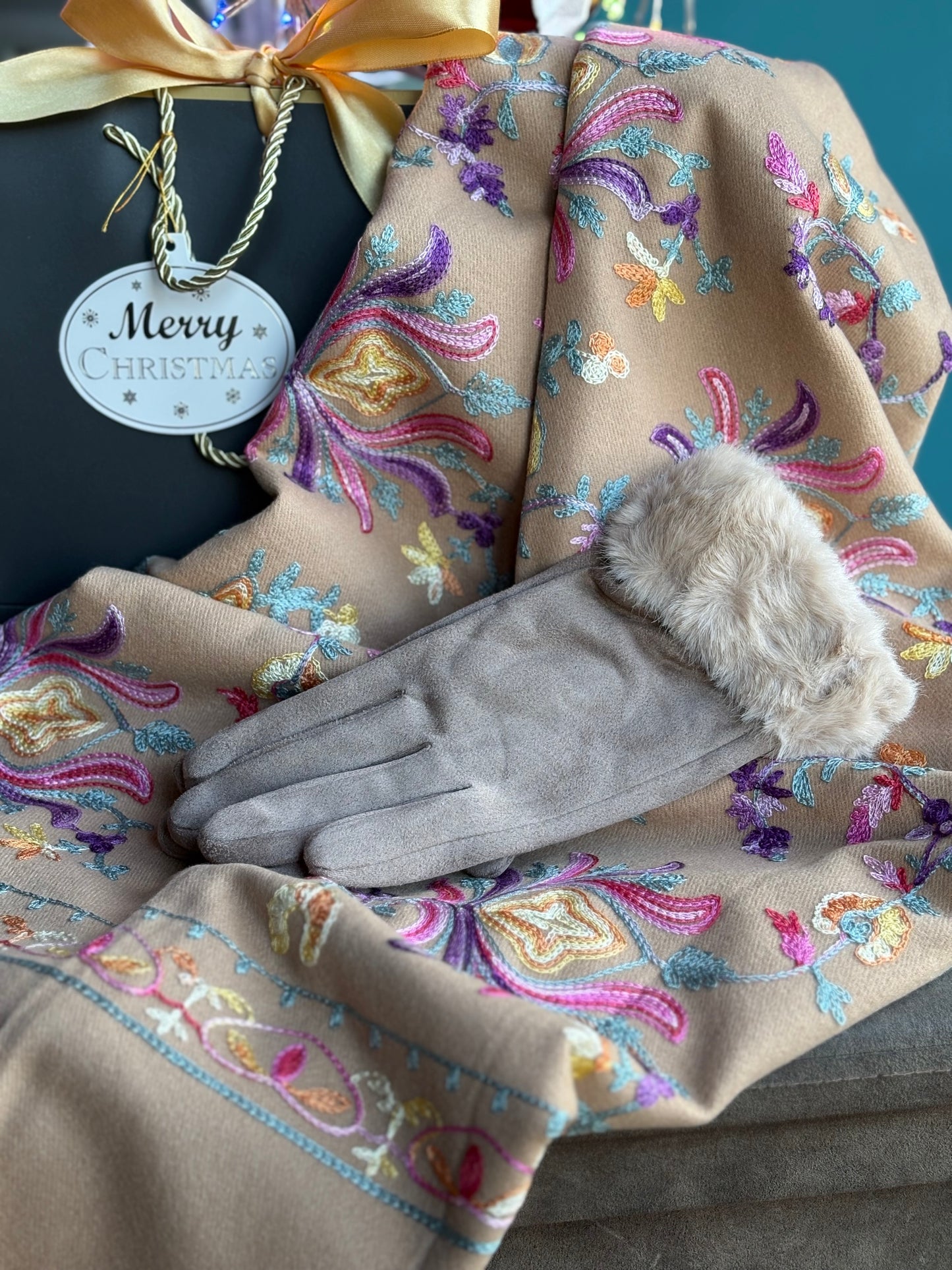 Enchanted Winter Christmas Gift Set