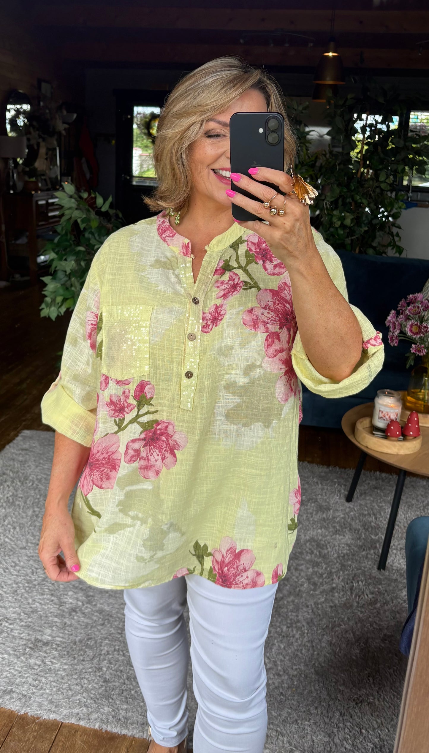 Claire Daisy sequin pocket Blouse